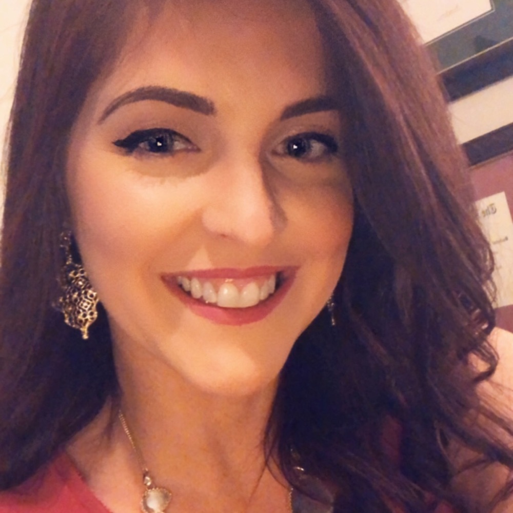 Meet your Posher, Renee